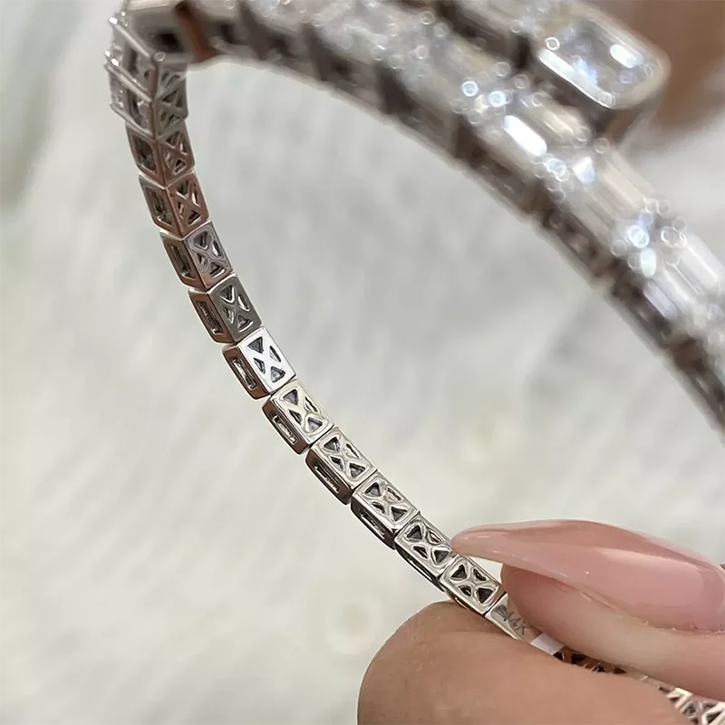Emerald Cut CVD HPHT Lab-Created Diamond Bangle