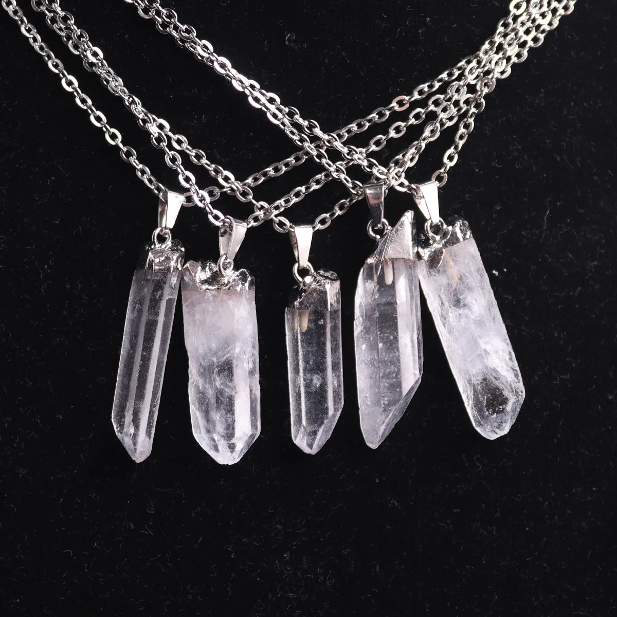 Natural Raw Clear Quartz Crystal Pendant Necklace – Energy, Healing & Elegance