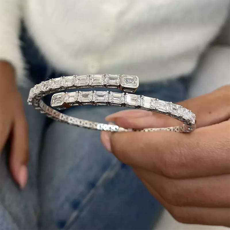 Emerald Cut CVD HPHT Lab-Created Diamond Bangle