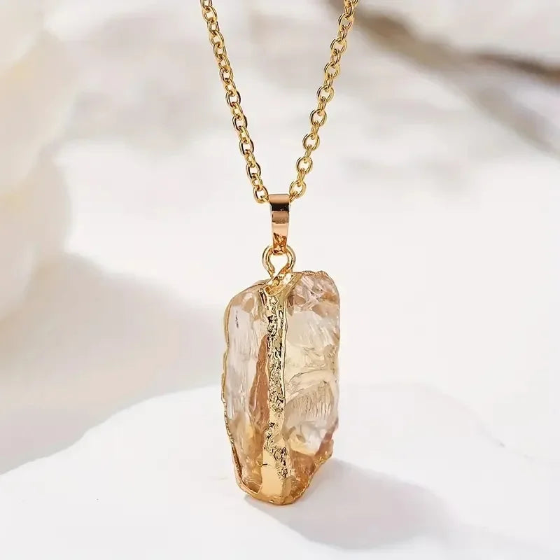 Irregular Gold-Plated Natural Stone Pendant Necklace – Unique & Healing Jewelry