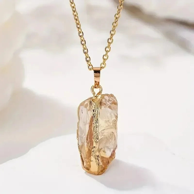 Irregular Gold-Plated Natural Stone Pendant Necklace – Unique & Healing Jewelry